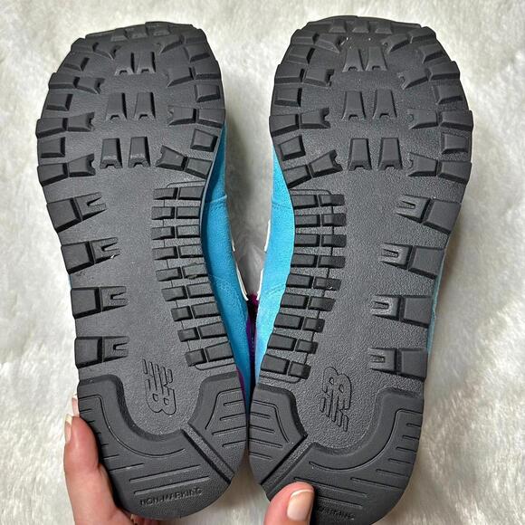 New Balance 574 V1 Blue Lace Up Sneakers Women’s 7 Athletic - Picture 7 of 9